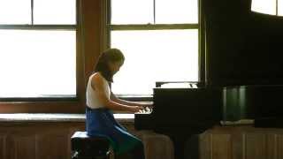 Sophie Lee, piano