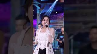 Download lagu SALEHO - ADELLA GIRLS ❤️😍🥳 #dangdut #dangdutkoplo #adella mp3