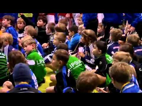 700 Nachwuchsfußballer im 9. Sportbuzzer-Magazin