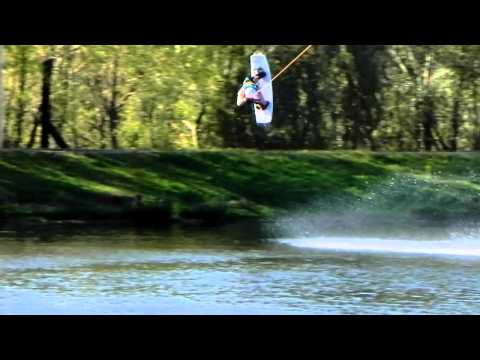 Cable Wakeboard | Double S-Bend to Blind (Mike Burt)