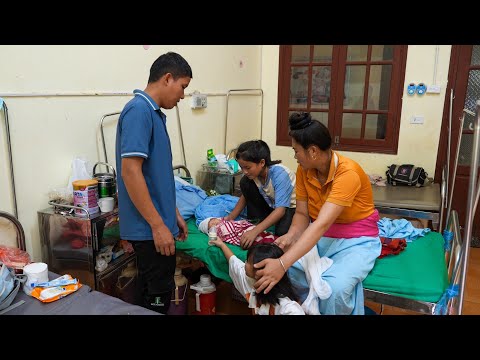 Selling Chicken and Bananas at the Market, Cooking Pig's Feet Soup for Mother and Baby | Family Farm