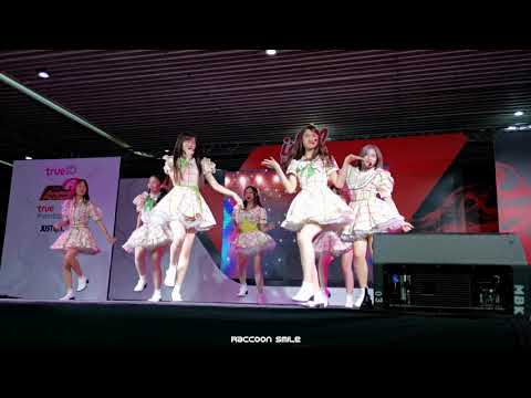 [4K] Melonpan (Cm Cafe) - โสดกะปริบกะปรอย @Idol Exchange - Fancam - 5.9.2020