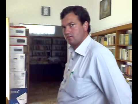 Biblioteca Publica Lacusteni Valcea