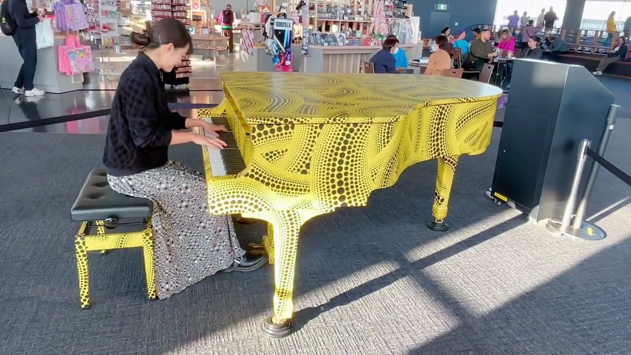 【都庁ピアノ】Merry Christmas Mr. Lawrence / Ryuichi Sakamoto Covered by Kanako Hara