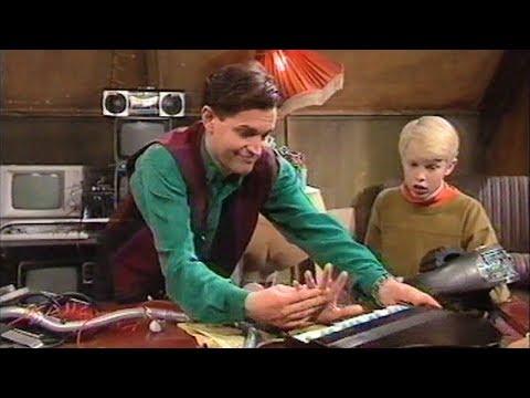 Mike and Angelo S5E2 (1993) - FULL EPISODE