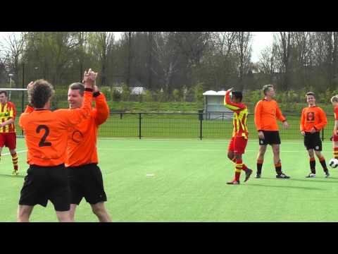 Opjestropdas.nl 9 april 2016 VV De Meern 8 - Focus 07 5 com 5-6 - Doelpunt Peter (4-4)