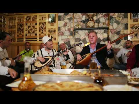 Dil në shkallë -Xhavit Nimanaj