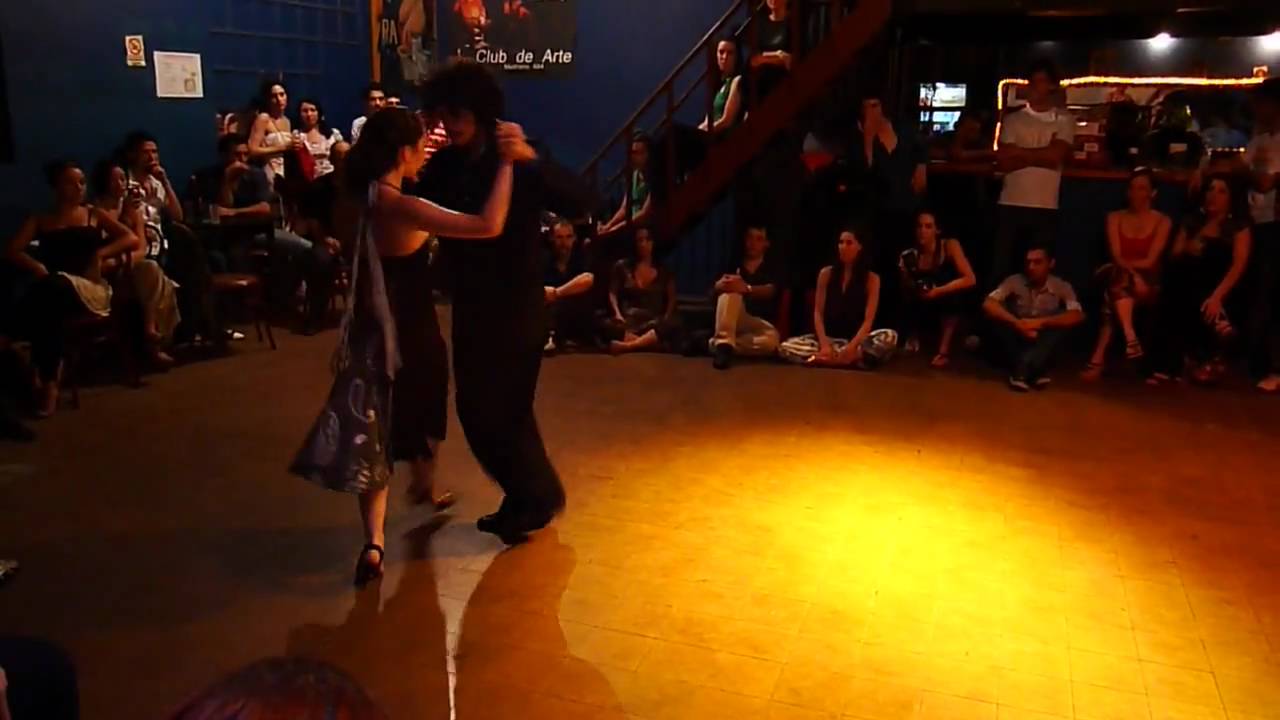 Federico Naveira & Inés Muzzopappa - (2/4) El Yeite Tango Club in HD!