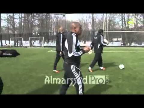 Mehdi Carcela vs Roberto Carlos