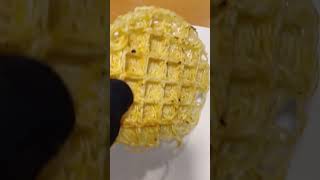 waffle🧇instant noodles🤤🤤🤤🍜ワッフルメーカーでラーメン焼いたらサクサクでお菓子みたい🍬🍫🍭