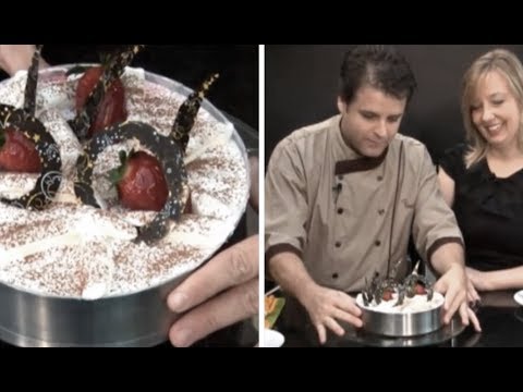 Torta Cremosa de Queijo, Vinho branco e Morangos - Chef Eduardo Beltrame