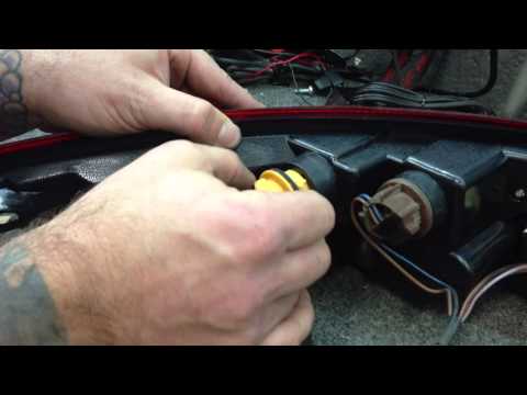Porsche 997 Led Tail Light Installation Guide 6speedoline Rennlist Wrenchmonkey with Saturn Killed