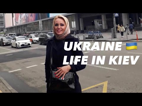 Ukraine 🇺🇦Life in Kiev. February 4, 2026. The Streets of Kiev, Ukraine. Streets Scenes.