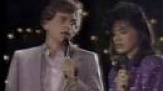 Rex Smith Marilyn McCoo sing 1982 Songs of Year Solid Gold