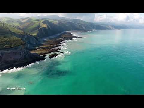 PASEO POR LA COSTA DE GIPUZKOA (EUSKADI) (UHD 4K)
