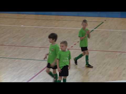 26.11.2016, Turniej Drużyna Błażeja, Bór Regut II - Mazur II, gol Kuby Samborskiego