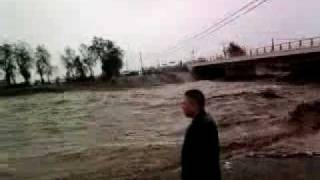 preview picture of video 'DESASTRE SAN  QUINTIN B.C. 2010 ( 2 )'