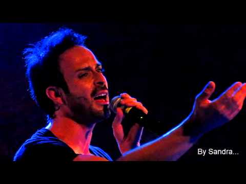 Constantinos Christoforou Mipws - I agapi einai zali Live !