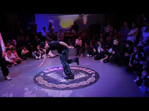 pro 1x1 bboy Amazing Troll vs Green - BREAKONIERS 5 YEARS ANNIVERSARY