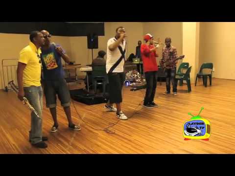 Young Slugz (YSL) & The Layders @ CrazE - Let Me Get You High (performance)