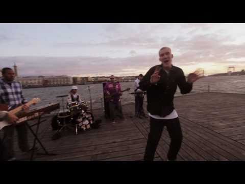 Kapten Röd - 1.000.000 Nollor [Officiell Video]