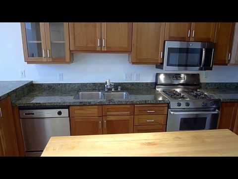 SoMa: 1 Bed 1.5 Bath Loft w/ Mezzanine