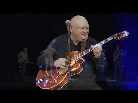 KENTUCKY STYLE Thumb Picking Champion Paul Moseley Plays Merle Travis Style Guitar!!!