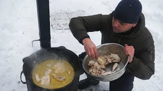 САЦИВИ В КАЗАНЕ НА КОСТРЕ