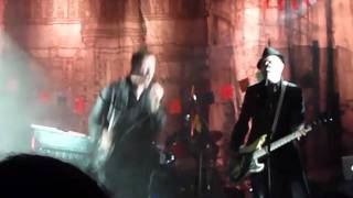 Three Changes - The Good, The Bad &amp; The Queen @ CORONET