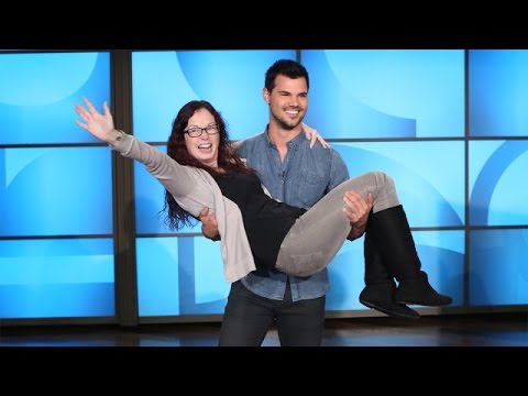 download lagu mp3 mp4 Taylor Lautner Facebook Cover, download mp3 Taylor Lautner Facebook Cover free download mp3, download mp3 Taylor Lautner Facebook Cover