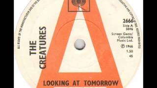 The Creatures String Along