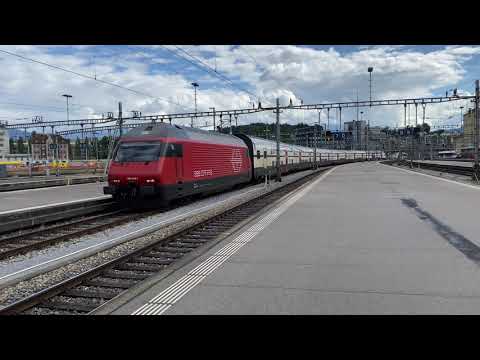 SBB IR 75 aus Konstanz kommend fährt in den Bahnhof Luzern ein.