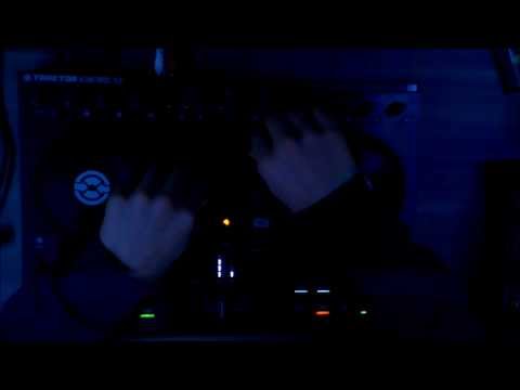 DJ Caturix Live Mix with Traktor Kontrol S2