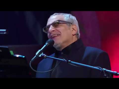 The Dukes of September  Who's That Lady Live