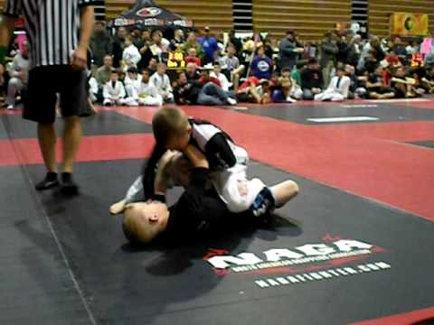 Budo JJ - Naga World Grappling Tournament  4-05-09 3rd match No GI 60-69.9lbs