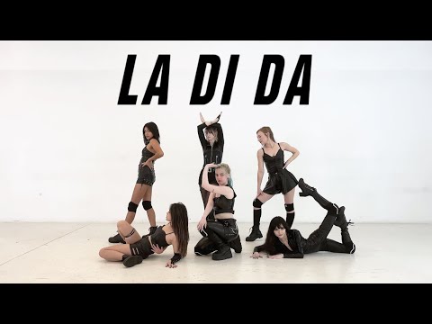 LA DI DA - EVERGLOW (에버글로우) Dance Cover // So Young Dance X Priism Collab