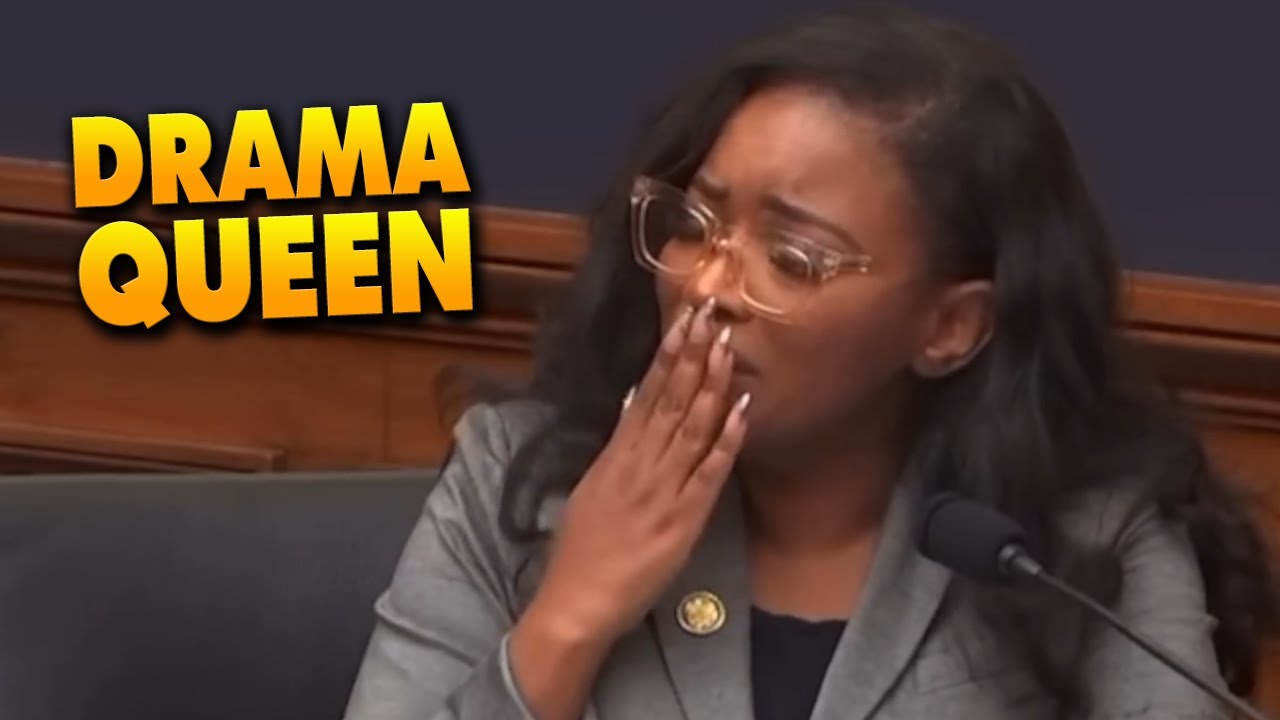 If she doesn't get the OSCAR for this, we RIOT!