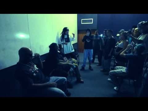 Fyah Skilla rapeando para Das EFX.