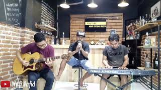 Download lagu Luntur Tresno - Arif Citenx (live accoustic version) mp3 Download lagu Luntur Tresno - Arif Citenx (live accoustic version) mp3