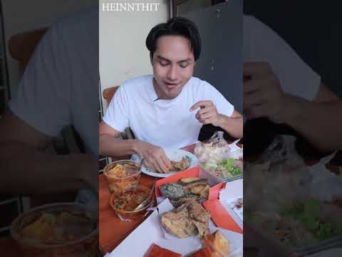 Heinn Thit - Mukbang Indonesian Cuisine Ayam Penyet (Eating Show)