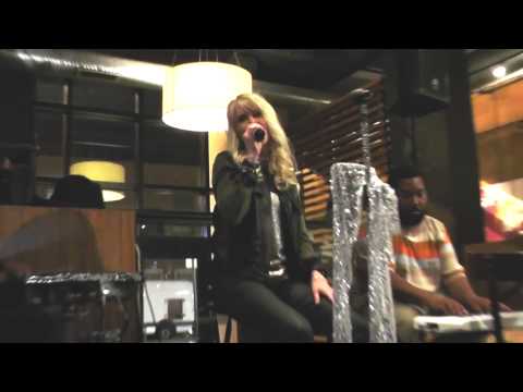 Live Performance | Acoustic | Kim Cameron