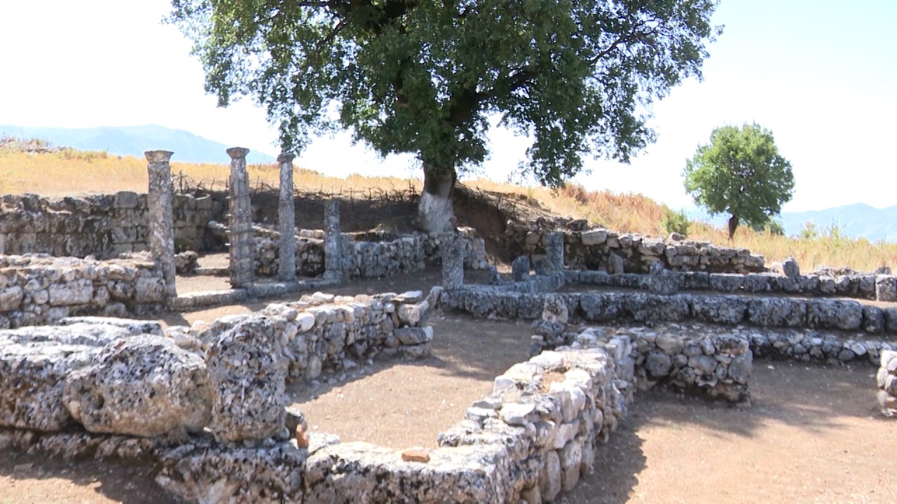 Antigonea, destinacion i preferuar i turistëve të huaj, trashëgimia kulturore tërheq vizitorët
