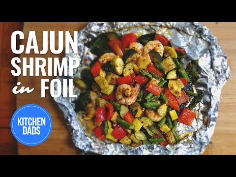 How to Make Cajun Shrimp in Foil | Foil Pack Dinners and Meals | Foil Packets in the Oven