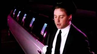 Kaiser Chiefs - Angry Mob