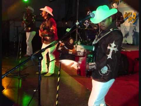 ConsuLadO M1-Gerardo Ortiz y Grupo Escolta 2011