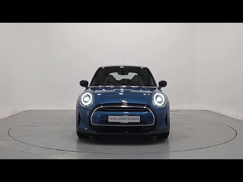 Mini Cooper 5-Door Cooper Exclusive - Image 2