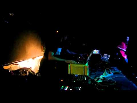 Alexandre & Olivier Gomez (Gom'Z Family) @ Tanneries Dijon 13/10/2102 - Part 3