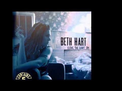 Videoclip de Hiding Under Water — Beth Hart