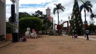 preview picture of video 'Santa Fé do Sul / SP | 1  ( Decoração de Natal 2014 - Praça Central )'