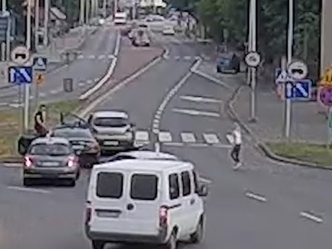 Kolizja na Rondzie Bankowym - 09.07.2021 - audi